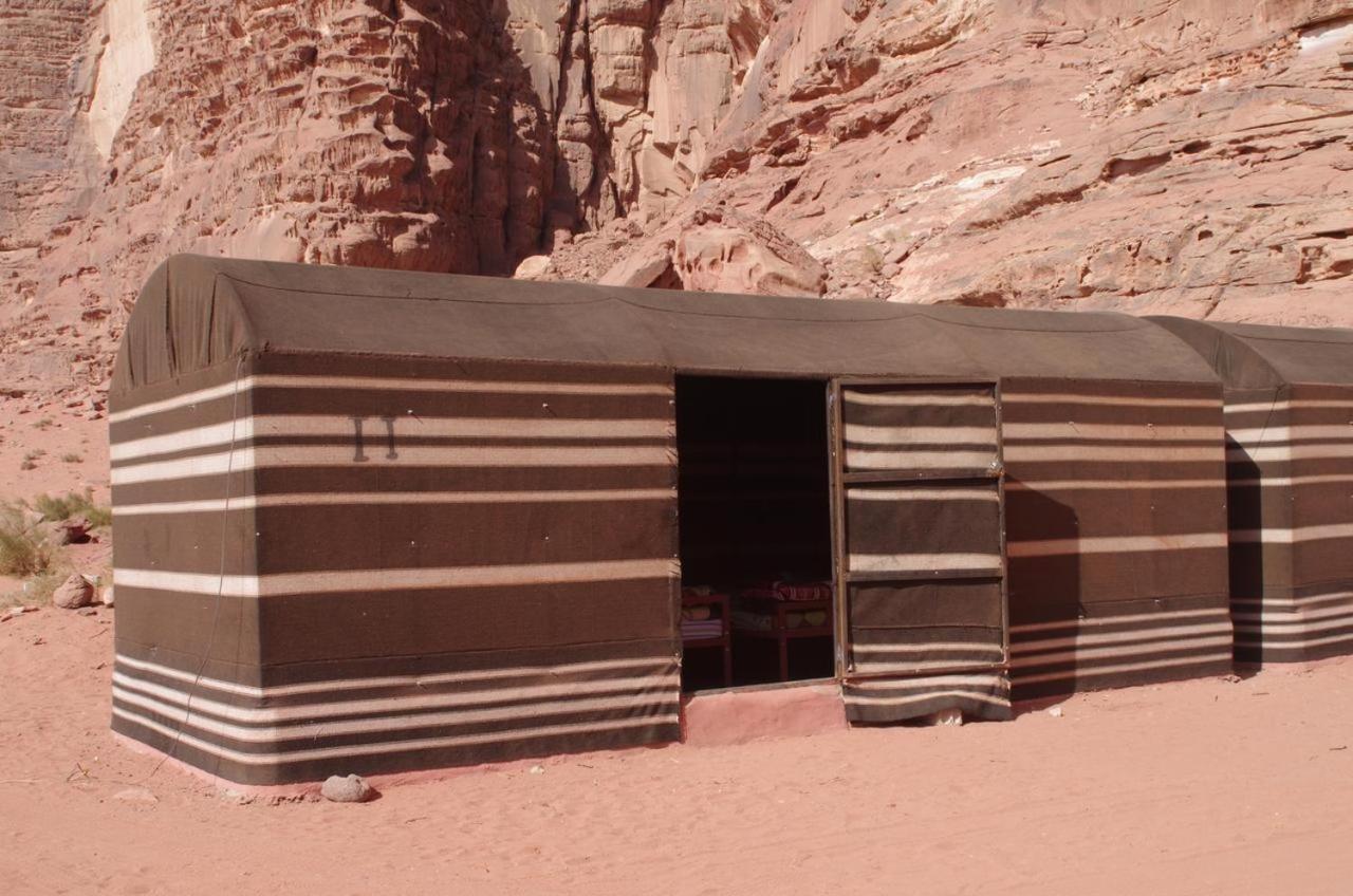 Wadi Rum Budget Camp Eksteriør billede